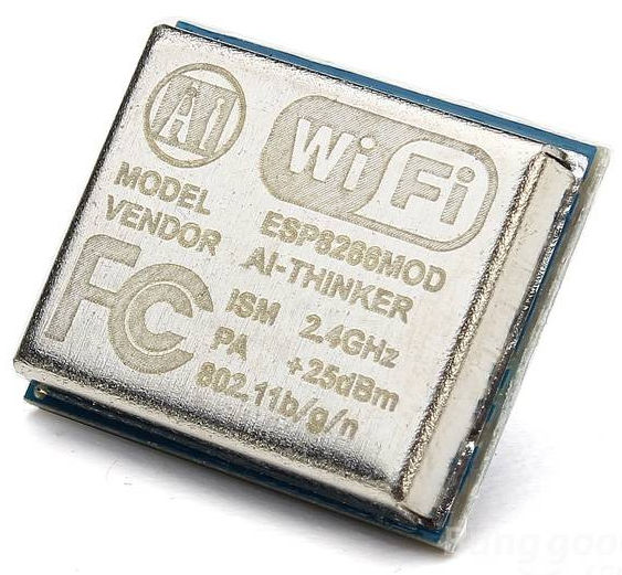ESP8266 WiFi module ESP-06 bovenkant schuin
